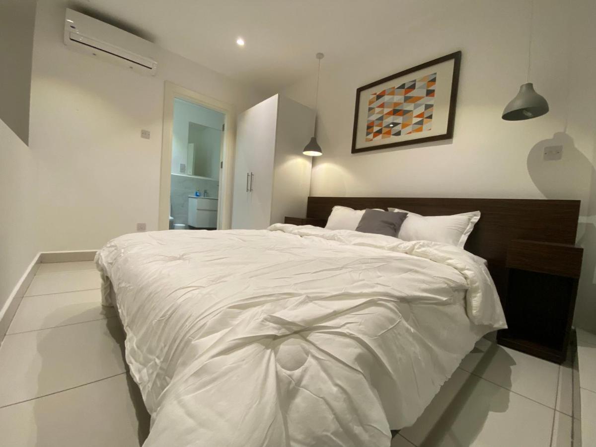 One Bedroom Apartment At A Embassy Gardens Cantonments Akkra Exterior foto